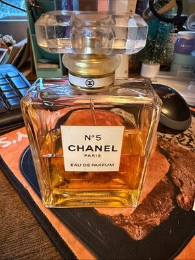 CHANEL No.5 Eau de Parfum
